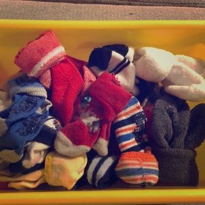 22 pairs of baby and toddler socks 🧦
